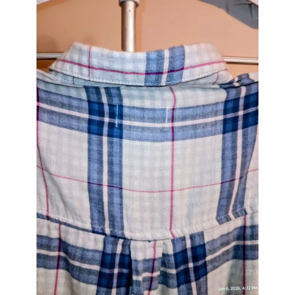 Old Navy Girls S (6-7) Blue White Pink Plaid Long Sleeve Collared Button-Up
